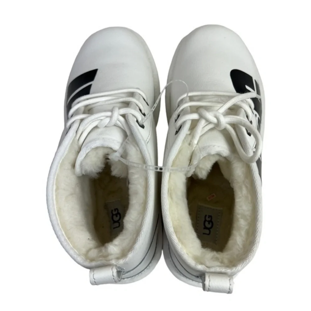 UGG Australia Neumel Chopd Sheepskin Suede Style Plain Logo size 12